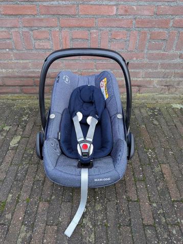 Maxi cosi blauw inclusief 2wayfix beschikbaar voor biedingen