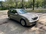 Mercedes-Benz C-Klasse 1.8 C180 Kompr Combi 2005 Grijs, Auto's, Mercedes-Benz, Achterwielaandrijving, 74 €/maand, 1435 kg, 1796 cc