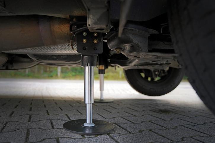 HPC Hydraulisch Camper Levelsysteem met montage, Caravans en Kamperen, Camper-accessoires, Nieuw, Ophalen