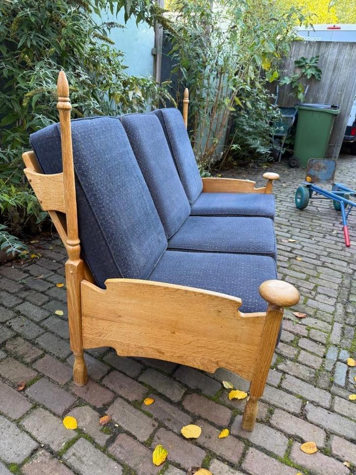 Siegfried Neogotische Brutalisme Bram Sprij 3-zitsbank, Huis en Inrichting, Banken | Bankstellen, Gebruikt, Rechte bank, Driepersoons