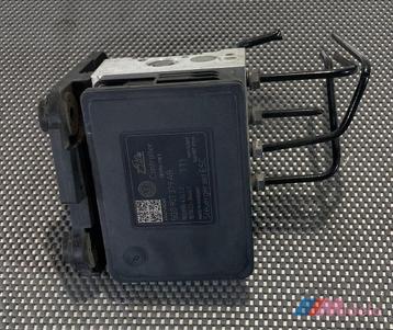 VW GOLF VII ABS POMP 5Q0907379AB beschikbaar voor biedingen