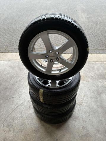 Volkswagen Beetle 16 inch Velgen+Banden beschikbaar voor biedingen
