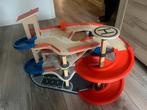 Houten autogarage met lift, Ophalen, Gebruikt