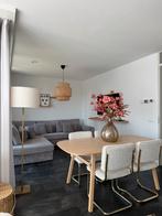 Eetkamer stoelen teddy, Ophalen, Zo goed als nieuw, 75 m² of meer