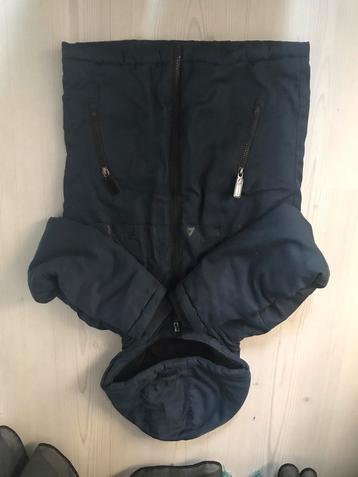 Winterjassen, tussendoorjas, skikleding beschikbaar voor biedingen