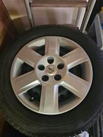 Nissan Winterbanden set 215/65R16 incl deksels, Auto-onderdelen, Banden en Velgen, 16 inch, Banden en Velgen, Personenwagen, Gebruikt