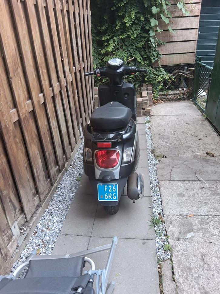 Scooter gebruikt, Fietsen en Brommers, Snorfietsen en Snorscooters, Overige merken, Benzine, Ophalen of Verzenden
