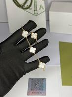 Van Cleef & Arpels Bracelet - Alhambra Vintage, Ophalen of Verzenden, Zo goed als nieuw, Goud