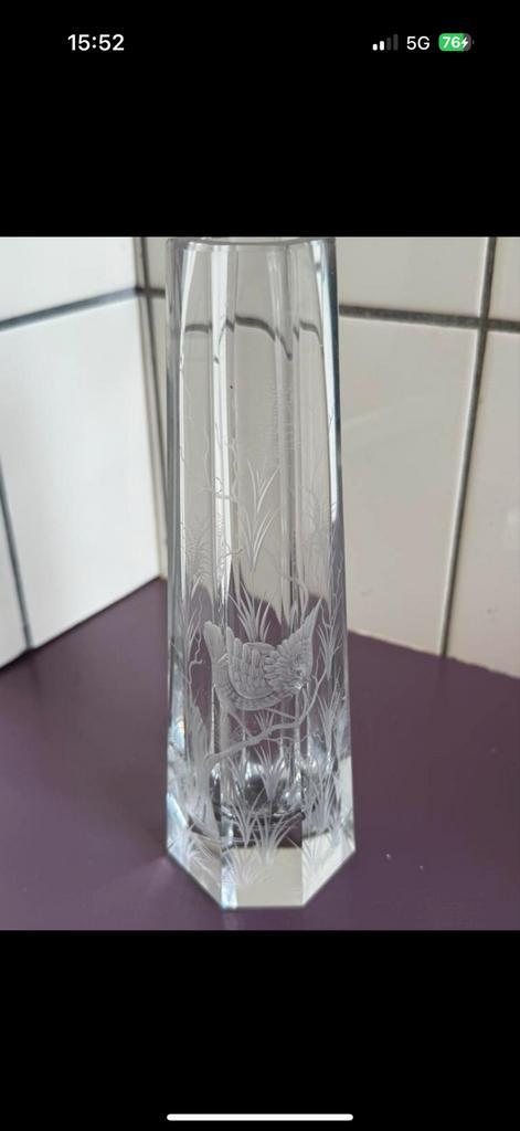 Kristallen Bohemia Vaas met Vogelgravure - Handgemaakt, Antiek en Kunst, Antiek | Vazen, Ophalen of Verzenden