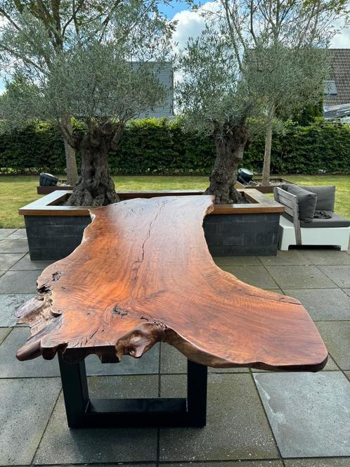 Boomstam tafel Lychee 3.2m, Huis en Inrichting, Tafels | Eettafels, Gebruikt, 50 tot 100 cm, 200 cm of meer, Vijf personen of meer