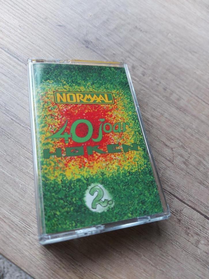 Normaal 40 jaar Hoken cassettebandje (deel 2), Cd's en Dvd's, Cassettebandjes, Nieuw in verpakking, Origineel, Nederlandstalig