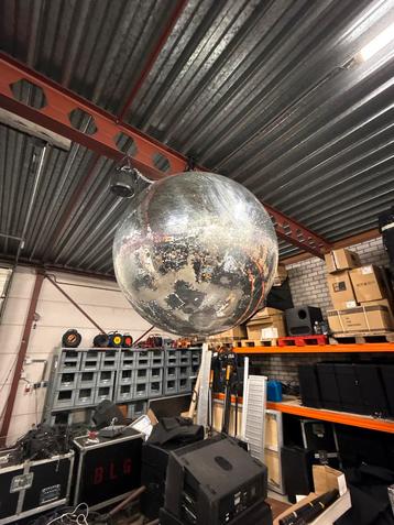 Grote Spiegelbol 150cm met Motor Optie beschikbaar voor biedingen