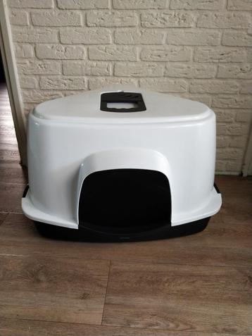 driehoekige royale kattenbak nieuw beschikbaar voor biedingen