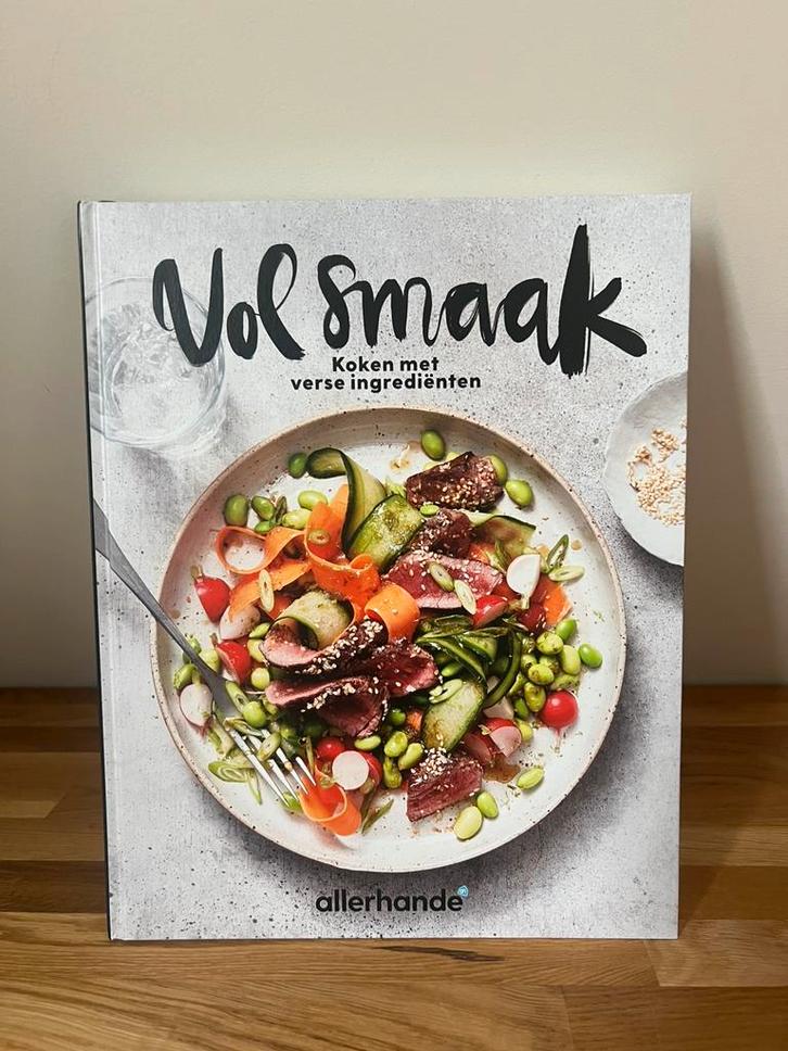 Vol Smaak - Allerhande AH, Boeken, Kookboeken, Zo goed als nieuw, Voorgerechten en Soepen, Hoofdgerechten, Taart, Gebak en Desserts