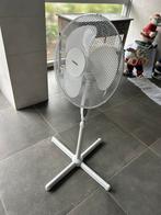Stand-type fan by MEDION, Witgoed en Apparatuur, Ventilatoren, Ophalen, Zo goed als nieuw, Torenventilator