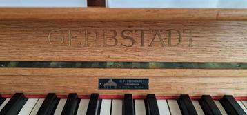Piano beschikbaar voor biedingen
