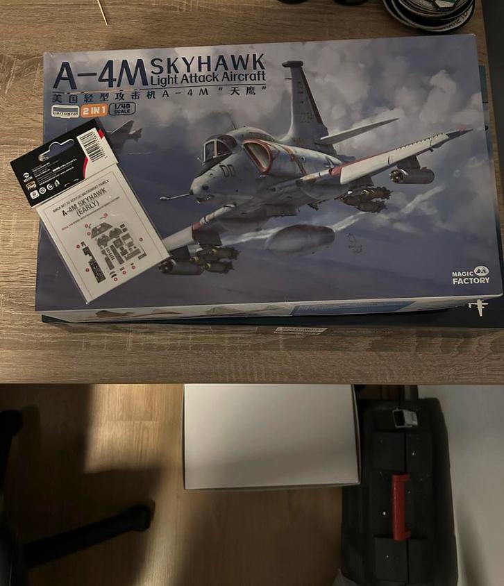 Magic Factory Skyhawk 1/48 + Redfox Cockpit, Hobby en Vrije tijd, Modelbouw | Vliegtuigen en Helikopters, Zo goed als nieuw, Overige merken
