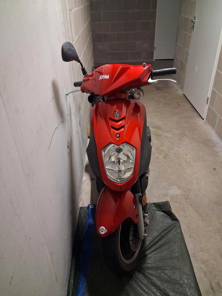 Sym Orbit 4T 50cc wijnig km op de teller, loopt super smoot, Fietsen en Brommers, Scooters | SYM, Gebruikt, Overige modellen, Maximaal 45 km/u