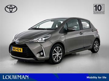 Toyota Yaris 1.5 Hybrid Dynamic (bj 2017, automaat) beschikbaar voor biedingen