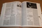 Oor's Pop Encyclopedie 2004 — 14e Editie — 15.000+ Namen, Ophalen of Verzenden, Zo goed als nieuw, Algemeen