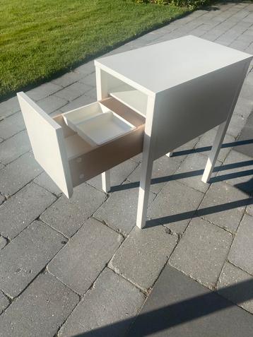 Wit Nachtkastje met lade