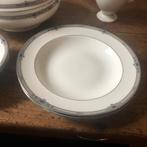 Servies Amherst. Diverse items, Huis en Inrichting, Ophalen of Verzenden, Zo goed als nieuw, Bord(en), Overige stijlen