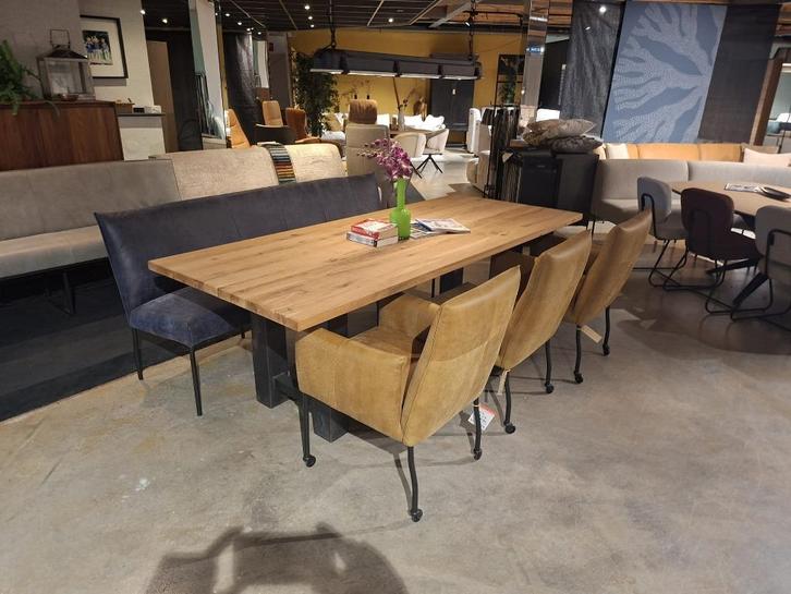 Chill Line Karin set eettafelbank en 3 stoelen nu €1499,-, Huis en Inrichting, Stoelen, Nieuw, Vijf, Zes of meer stoelen, Leer