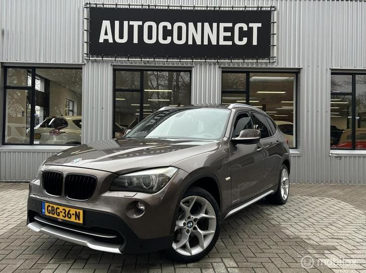 BMW X1 xDrive28i Executive, LEDER, NAVI, PANODAK, VOL OPTIES, Auto's, BMW, Bedrijf, Te koop, X1, 4x4, ABS, Airbags, Airconditioning