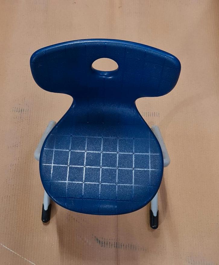 Schoolstoeltjes,  diverse. Zie omschrijving, Diversen, Schoolbenodigdheden, Zo goed als nieuw, Ophalen