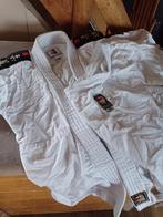 Vechtsport pak maat 130, Sport en Fitness, Vechtsporten en Zelfverdediging, Maat XS of kleiner, Ophalen of Verzenden, Zo goed als nieuw