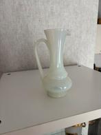 Opaline iriserend glas vaas kan kruikje wit, Antiek en Kunst, Antiek | Glas en Kristal, Ophalen of Verzenden