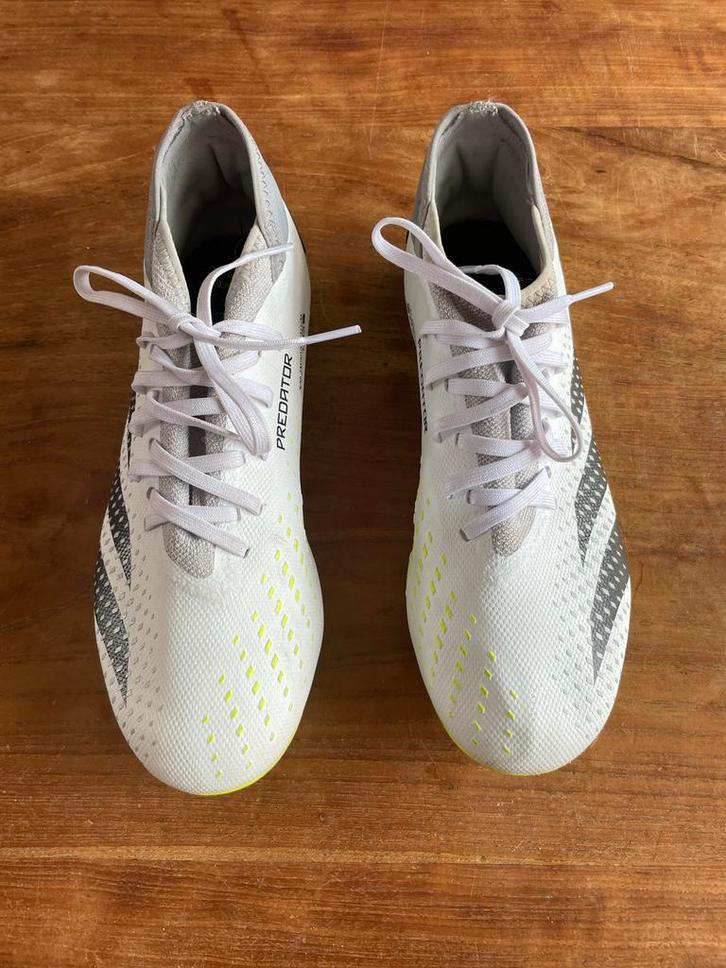 Adidas Voetbalschoenen Maat 41,5 - Zo Goed Als Nieuw!, Sport en Fitness, Voetbal, Zo goed als nieuw, Schoenen, Ophalen of Verzenden