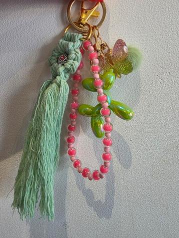 Handmade Sleutel- en/of tassenhanger beschikbaar voor biedingen