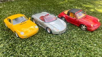 Porsche sport modelauto’s 1:18, 3 stuks beschikbaar voor biedingen