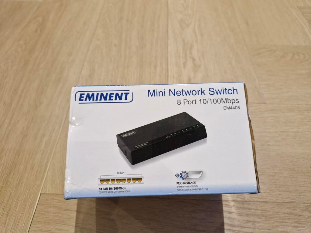 Eminent Mini Netwerk Switch EM4408, Ophalen of Verzenden, Nieuw