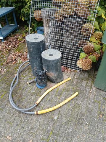 Waterornament met Pomp beschikbaar voor biedingen