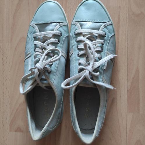 Mint groene sneaker van het merk Esprit., Kleding | Dames, Schoenen, Zo goed als nieuw, Sneakers of Gympen, Groen, Ophalen of Verzenden