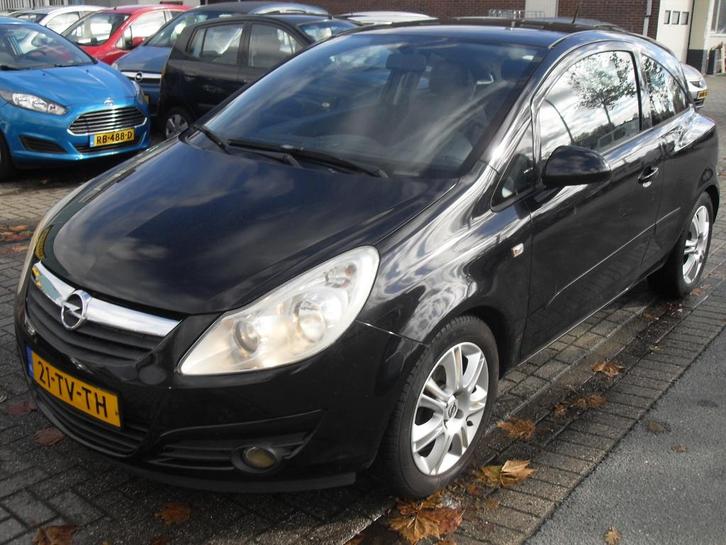 Opel Corsa airco  1.2-16V Cosmo apk 10.26, Auto's, Opel, Corsa, ABS, Airbags, Airconditioning, Centrale vergrendeling, Elektrische buitenspiegels