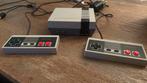Mini NES Clasic Edition, Ophalen, Zo goed als nieuw, Met 2 controllers