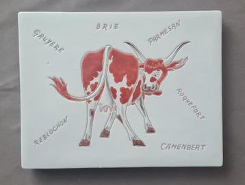 Vintage Kaasplateau met koe en kaasnamen 31x24x2 cm beschikbaar voor biedingen