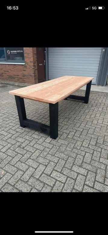 Tuintafel Douglas 200, 220, 240 cm lang.  beschikbaar voor biedingen