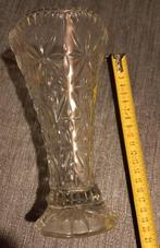 Kleine vaas hardglas kristal , nog netjes intact, Overige kleuren, Ophalen of Verzenden, Minder dan 50 cm, Glas