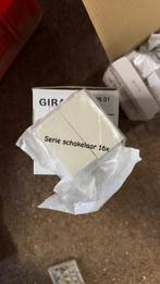 GIRA afdekplaat & P16 automaat - elektra, Ophalen, Nieuw, Overige typen