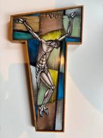 Opaline crucifix Gebroeders Van Paridon, Ophalen