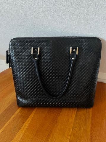 GUNUINE  ITALIE   Zwart   ZEER LUXE HANDTAS  beschikbaar voor biedingen
