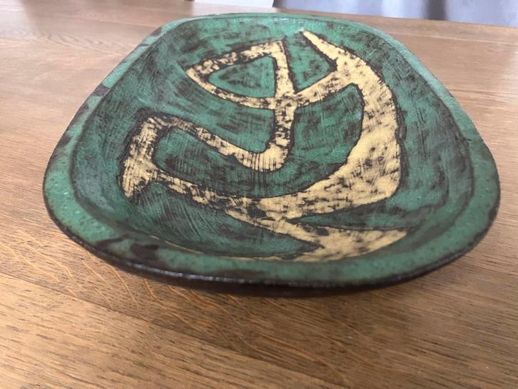 Cor Unum Schaal Jan Schuurkes 36cm, Antiek en Kunst, Antiek | Keramiek en Aardewerk, Ophalen of Verzenden