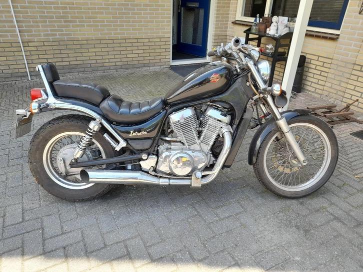 Suzuki Intruder  VS 700 opknapper, Motoren, Motoren | Suzuki, Particulier, Chopper, meer dan 35 kW, 2 cilinders, Ophalen