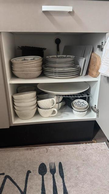 Wie kan er vaatwasser inbouw installeren!! beschikbaar voor biedingen