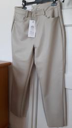 Nieuwe only beige leatherlook broek mt L, Kleding | Dames, Ophalen of Verzenden, Nieuw, Beige, Lang