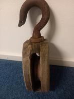 Antieke scheepskatrol., Ophalen